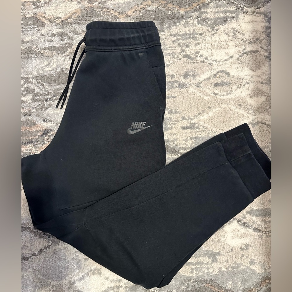 Kids Nike Tech Joggers (Size:XL)